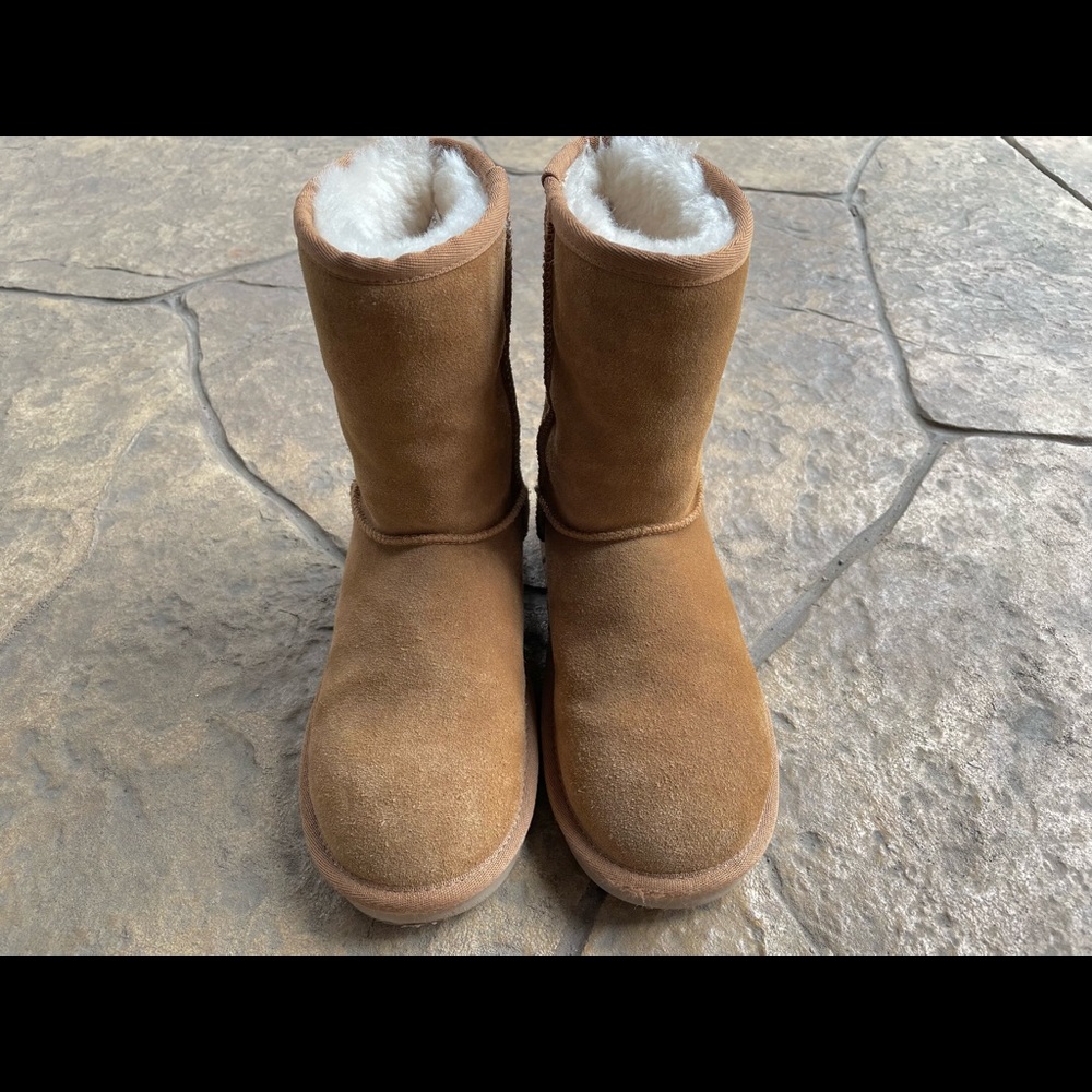 Koolaburra By Ugg Short Boot Size 6 Color Chestnut - image 2